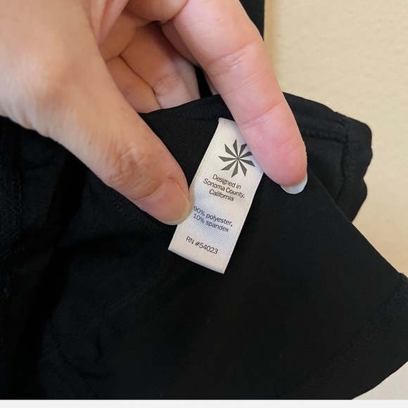 Athleta Short Sleeve Half Zip Top Medium Black - Picture 6 of 6